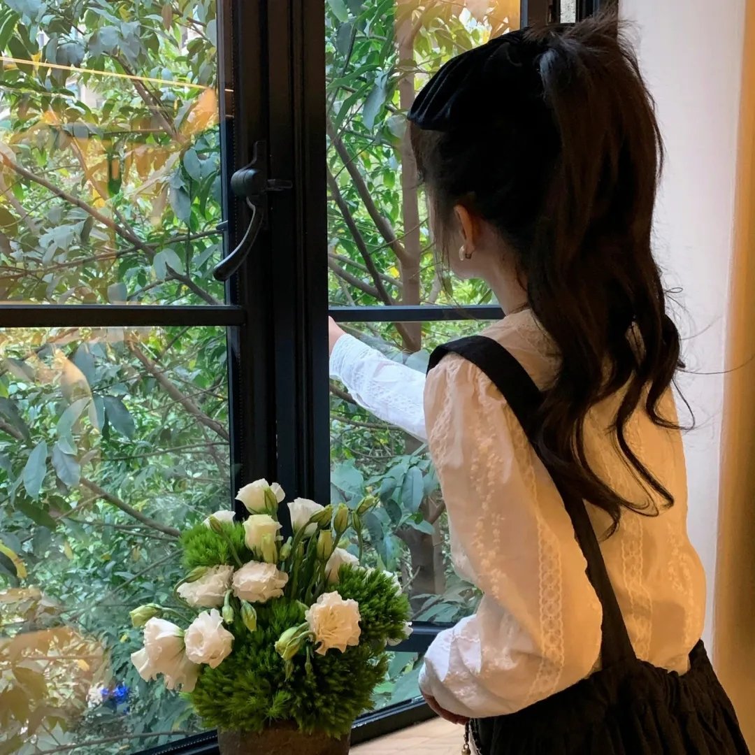 购物狂女主混圈手册